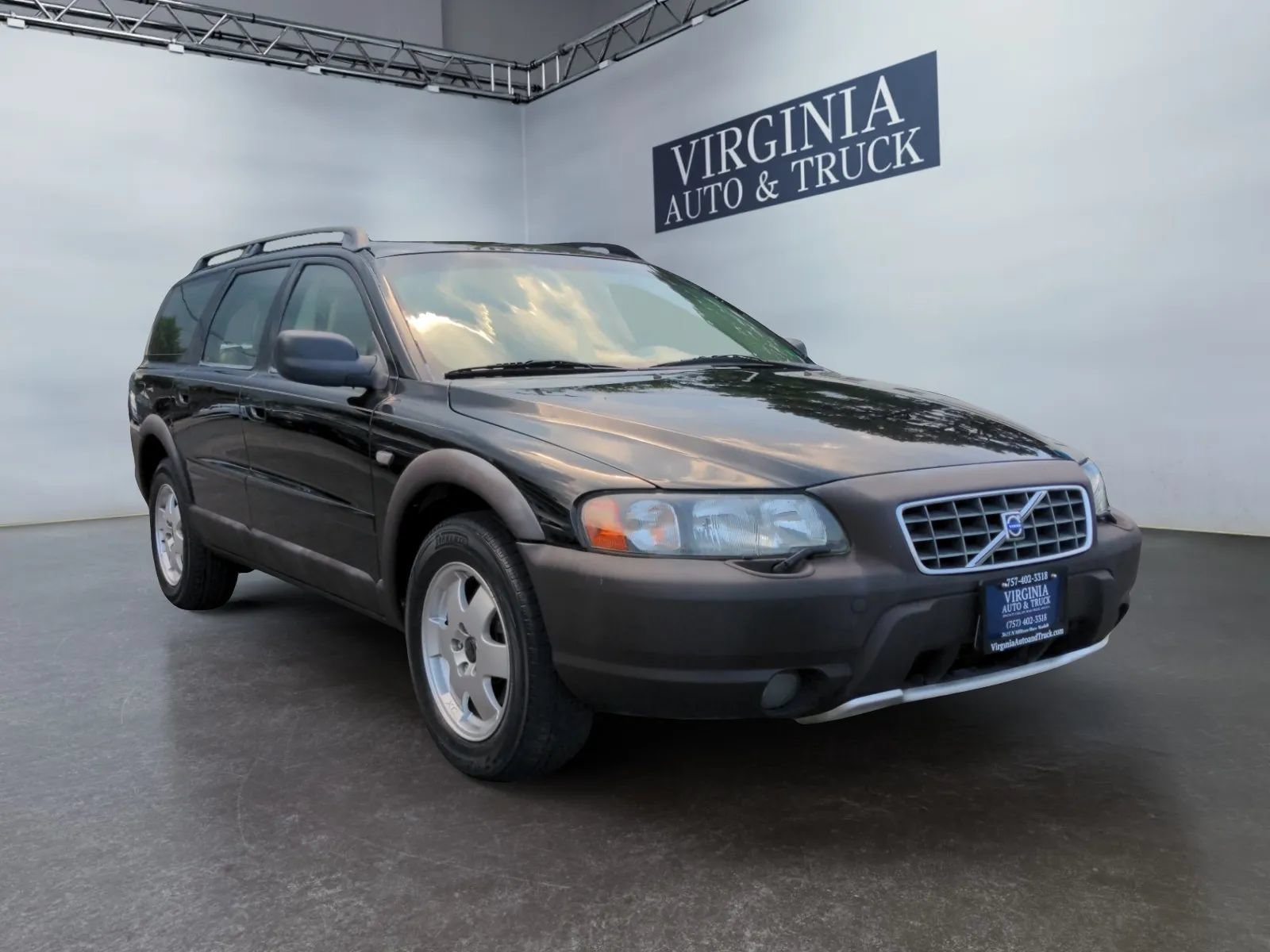 Used 2002 Volvo V70 Cross Country AWD/4WD image 4