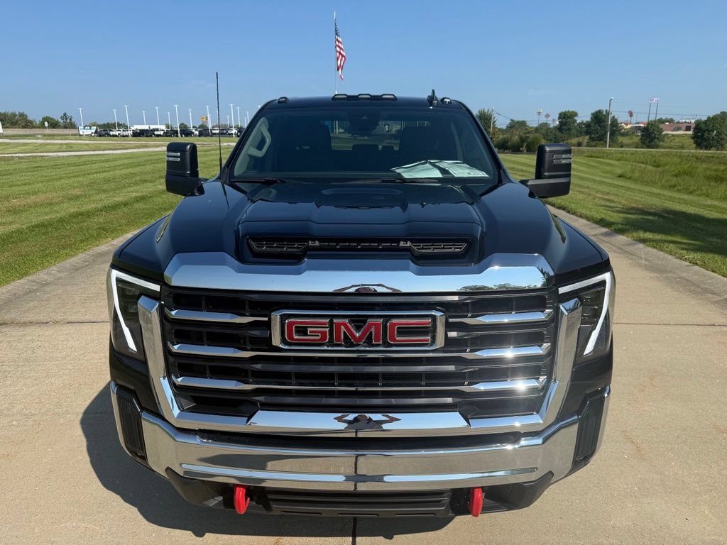 Used 2025 GMC Sierra 2500 SLE w/ SLE Value Package; AWD/4WD image 12