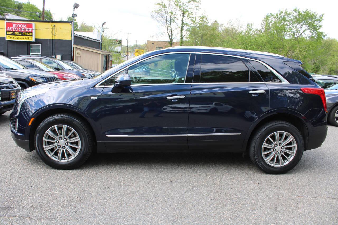 Used 2017 Cadillac XT5 Luxury w/ Driver Awareness Package AWD/4WD image 12