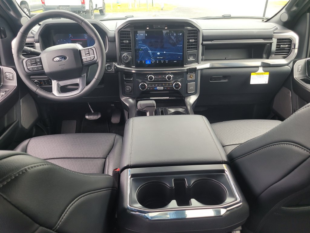 Used 2026 Ford F150 Lariat RWD image 11