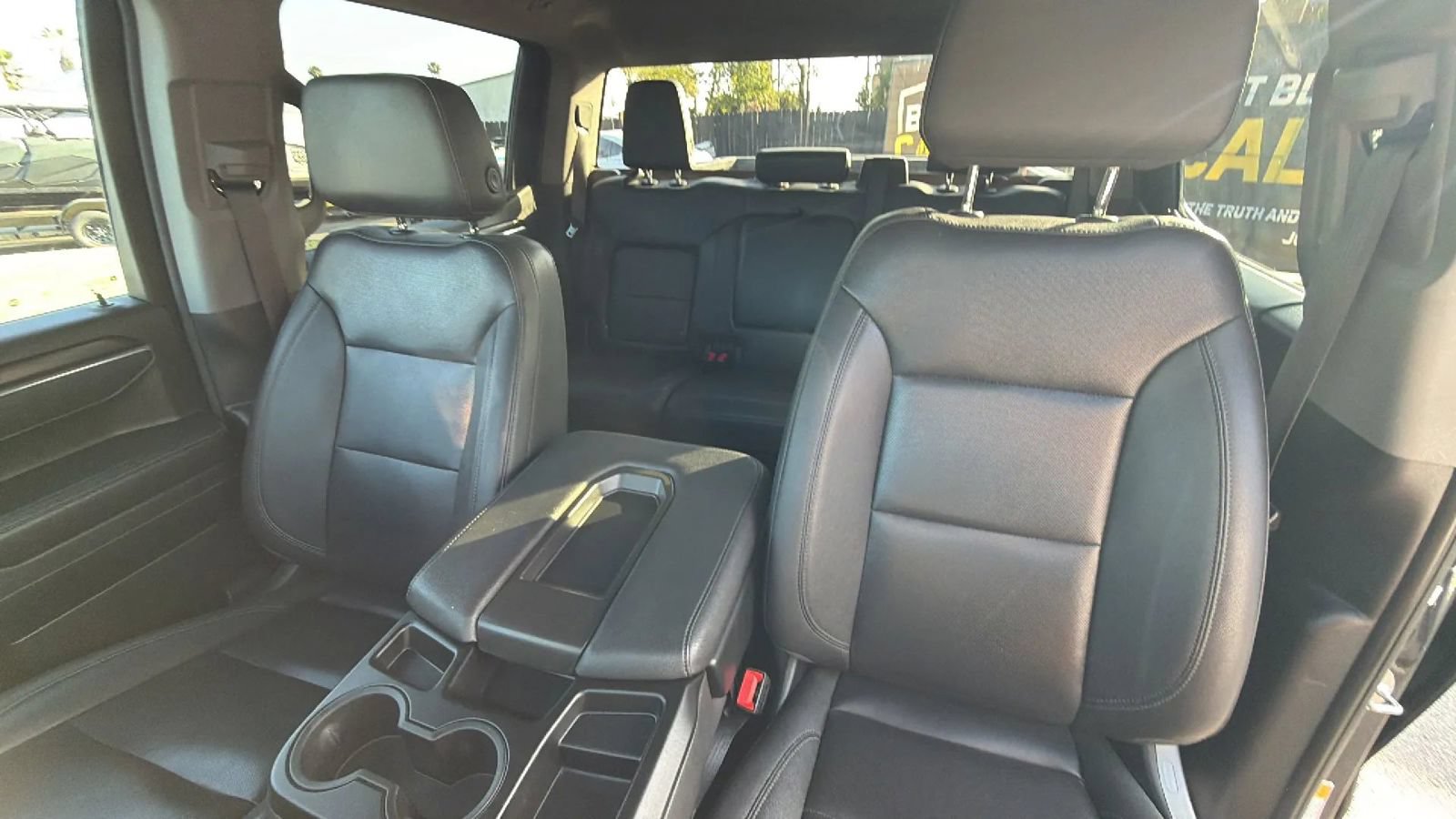 Used 2025 GMC Sierra 1500 SLT RWD image 17