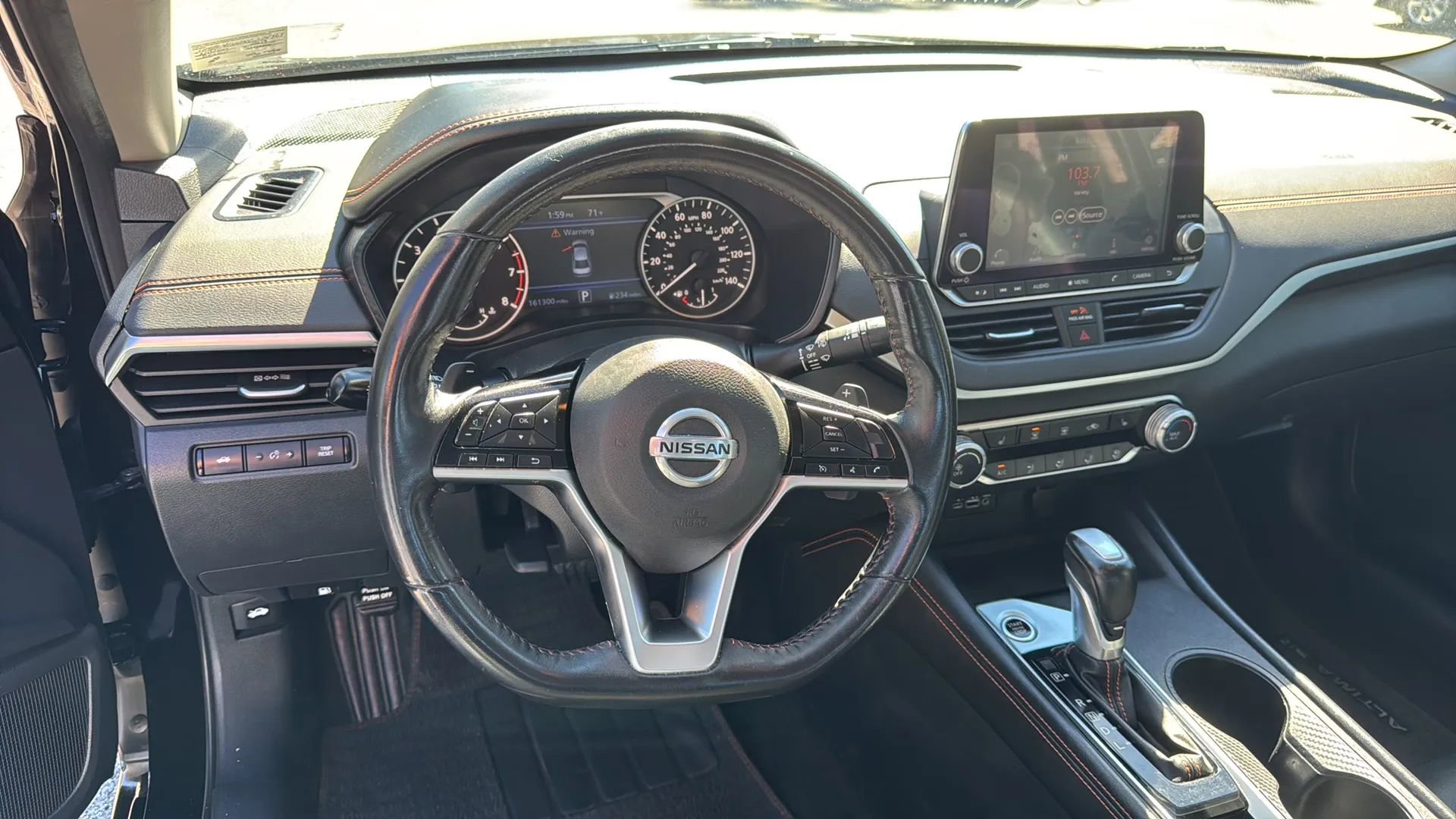 Used 2019 Nissan Altima 2.5 SR w/ SR Premium Package image 9