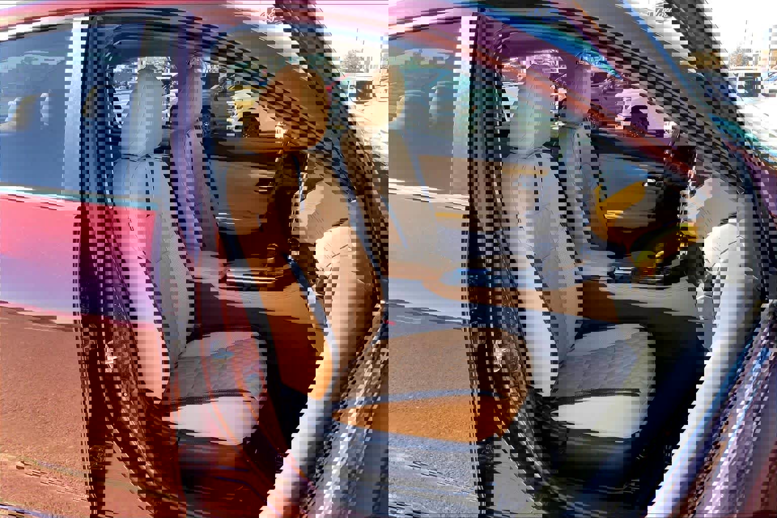 Used 2023 Nissan Sentra SV w/ SV Premium Package image 8