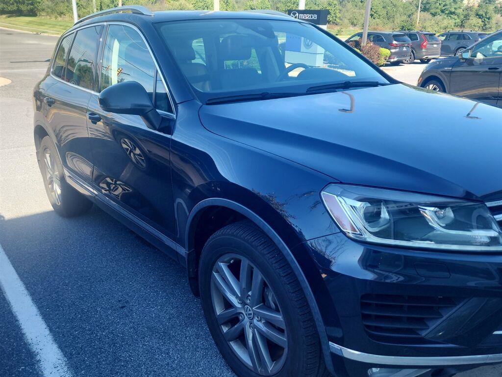 Used 2016 Volkswagen Touareg VR6 AWD/4WD image 8
