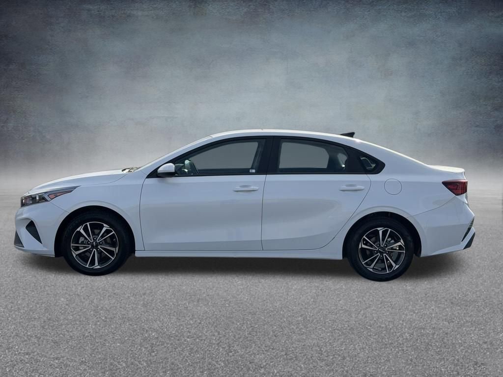 Used 2024 Kia Forte LXS image 7