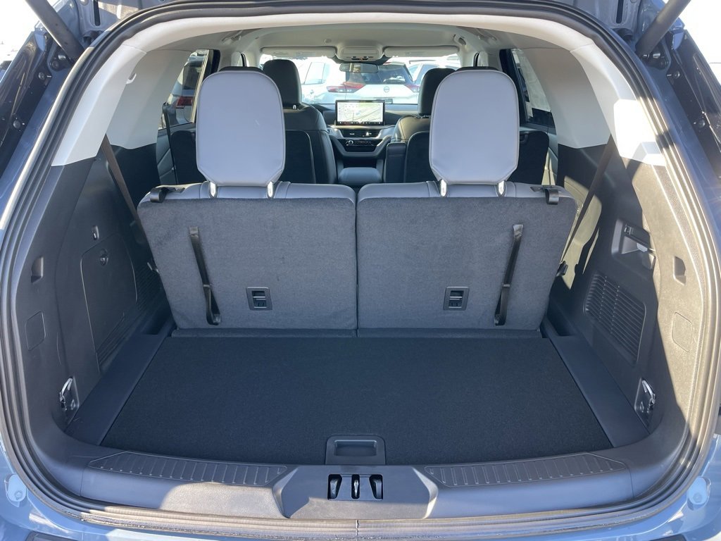 New 2026 Ford Explorer Active w/ Active Comfort Package image 35