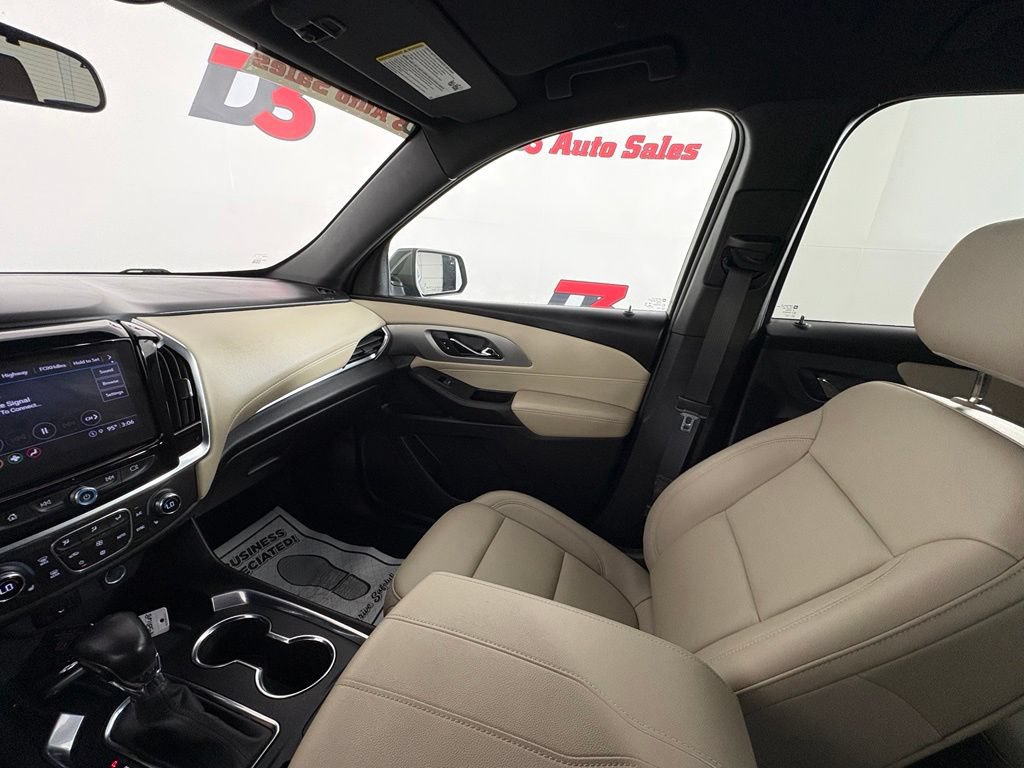 Used 2022 Chevrolet Traverse LT AWD/4WD image 32