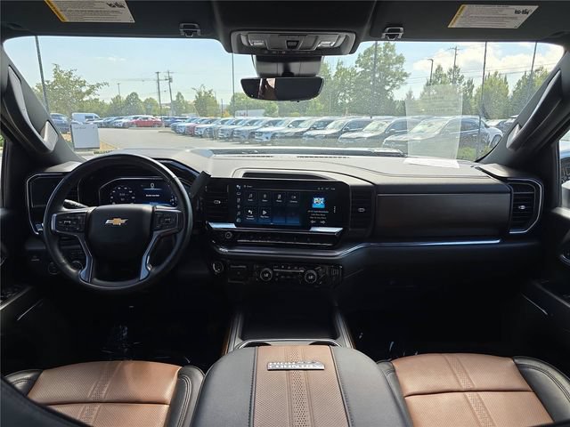 Used 2024 Chevrolet Silverado 2500 High Country w/ Technology Package AWD/4WD image 17