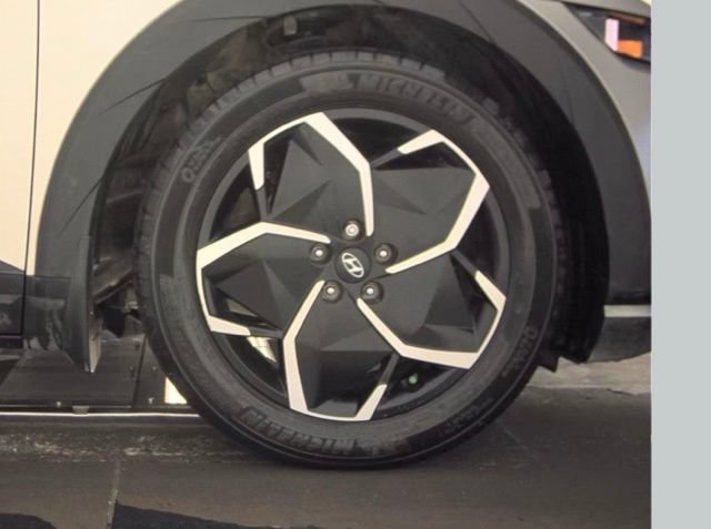 Used 2023 Hyundai Ioniq 5 SEL AWD/4WD image 6
