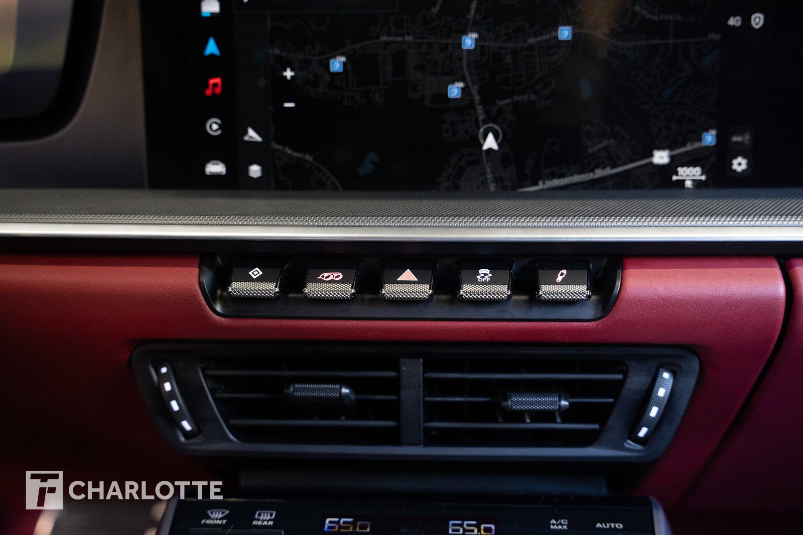 Used 2025 Porsche 911 Carrera image 25