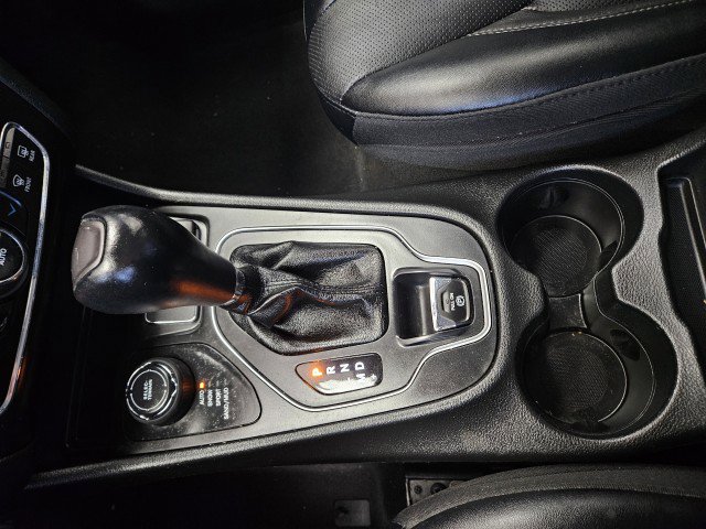 Used 2022 Jeep Cherokee Latitude Lux image 25