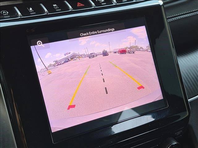 Used 2025 Jeep Grand Cherokee L Laredo AWD/4WD image 14