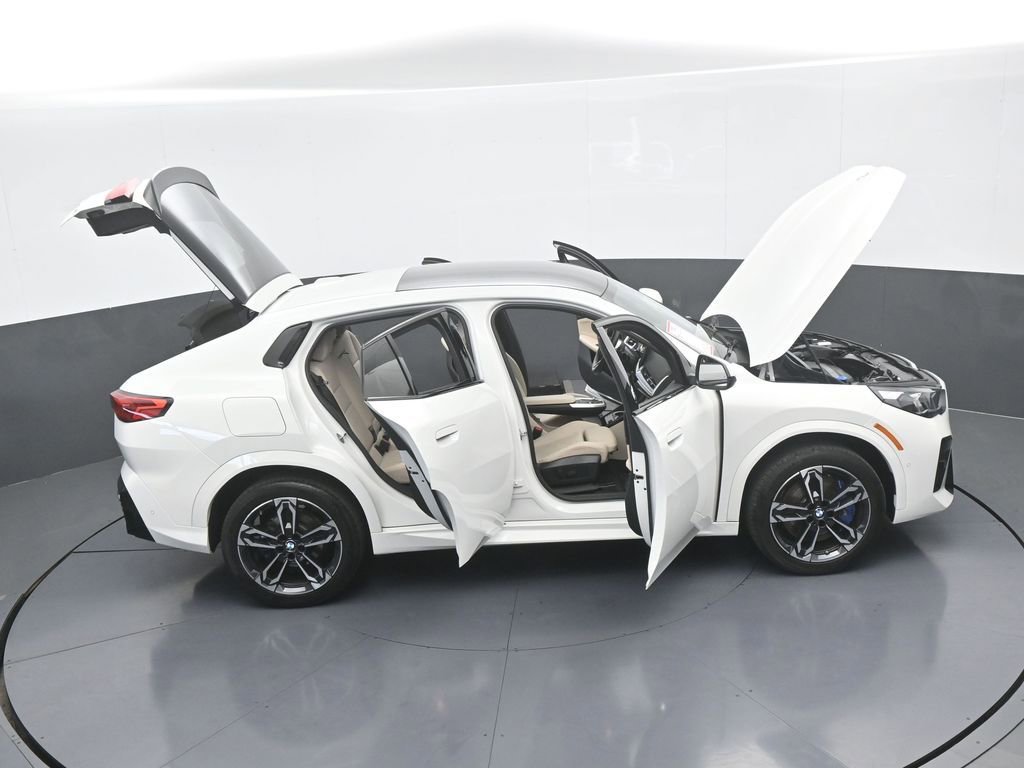 Used 2025 BMW X2 xDrive28i image 64