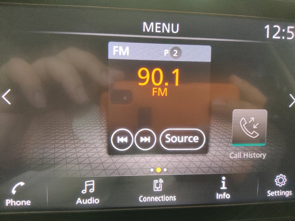 Used 2021 Nissan Rogue S image 25