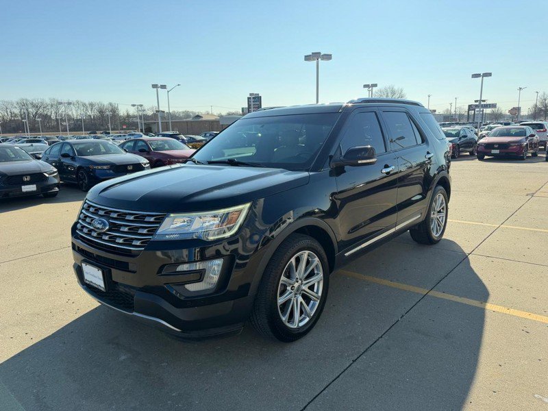 Used 2016 Ford Explorer Limited image 7