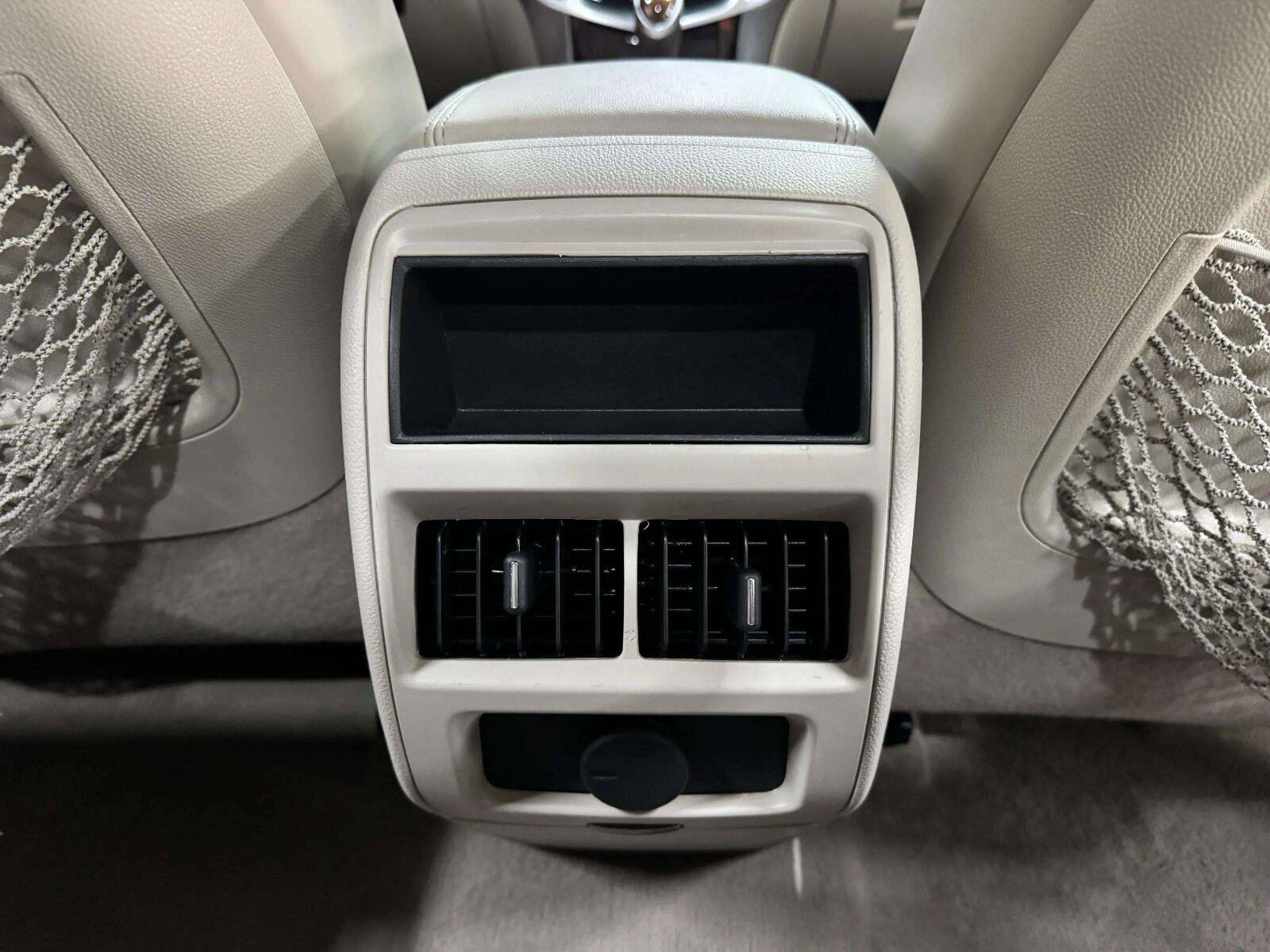Used 2013 Cadillac SRX Performance FWD image 39