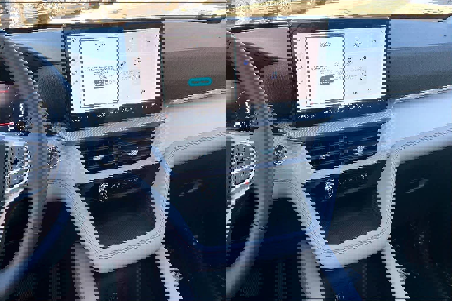 New 2026 Ford Explorer Active w/ Active Comfort Package image 6