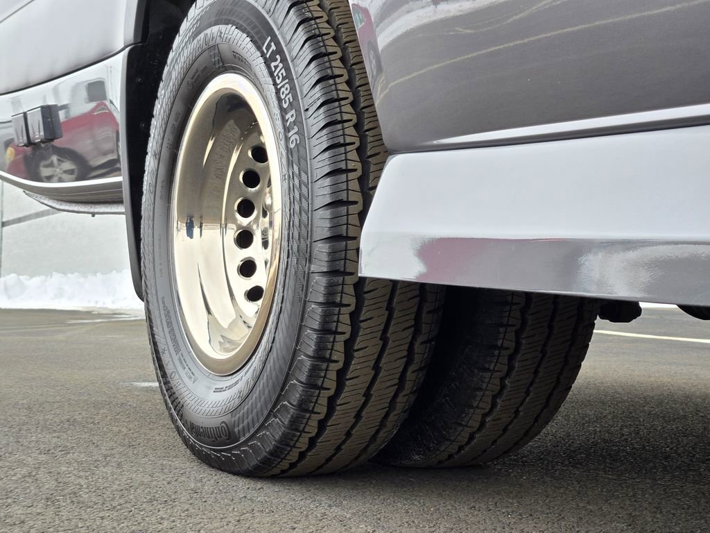 Used 2023 Mercedes-Benz Sprinter 3500 w/ Parking Package image 40