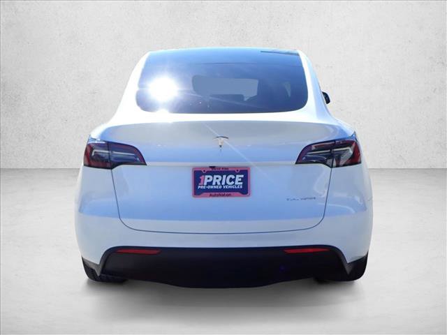 Used 2024 Tesla Model Y Long Range image 3
