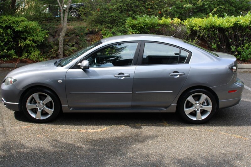 Used 2004 MAZDA MAZDA3 s FWD image 12