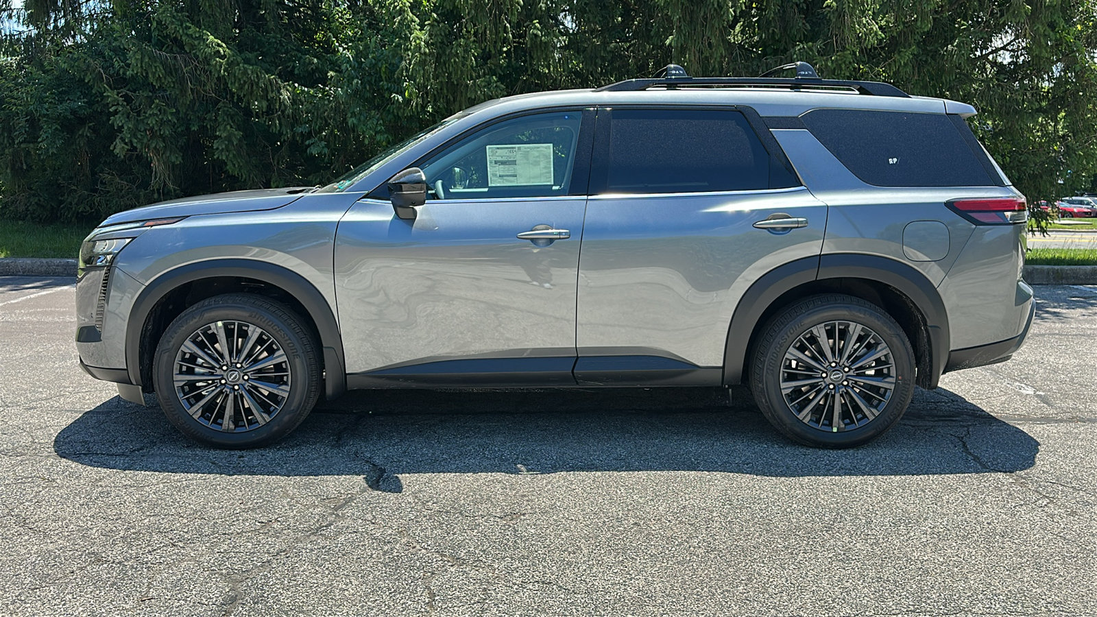 New 2026 Nissan Pathfinder SL AWD/4WD image 14