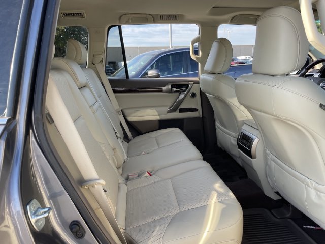 Used 2018 Lexus GX 460 Luxury AWD/4WD image 27