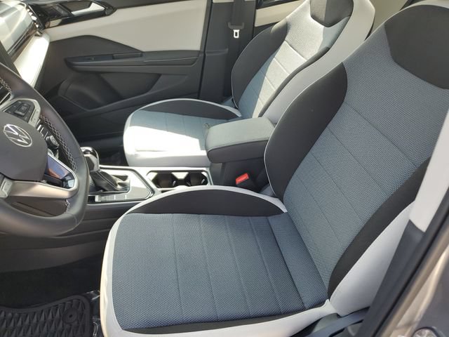 Certified 2025 Volkswagen Taos S FWD image 16