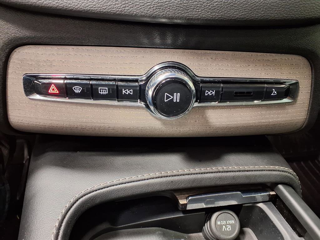 Used 2021 Volvo XC90 T6 Inscription w/ Climate Package image 15