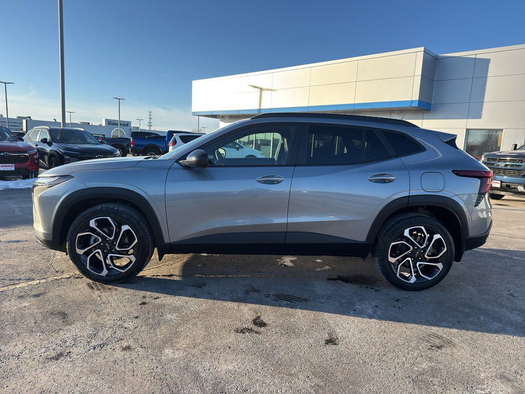 Used 2024 Chevrolet Trax RS w/ Driver Confidence Package image 6