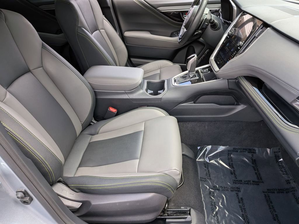 Used 2025 Subaru Outback Onyx Edition image 30