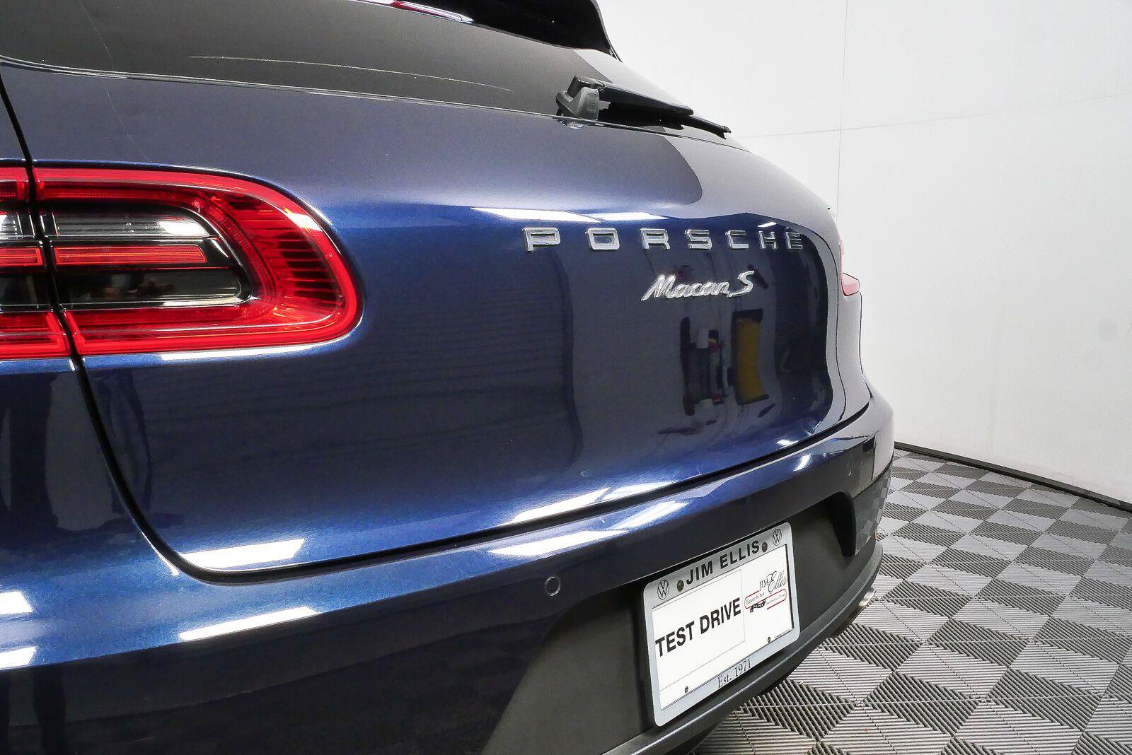 Used 2018 Porsche Macan S AWD/4WD image 38