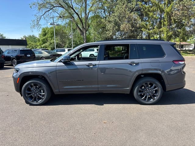 New 2026 Jeep Grand Cherokee L Limited AWD/4WD image 3