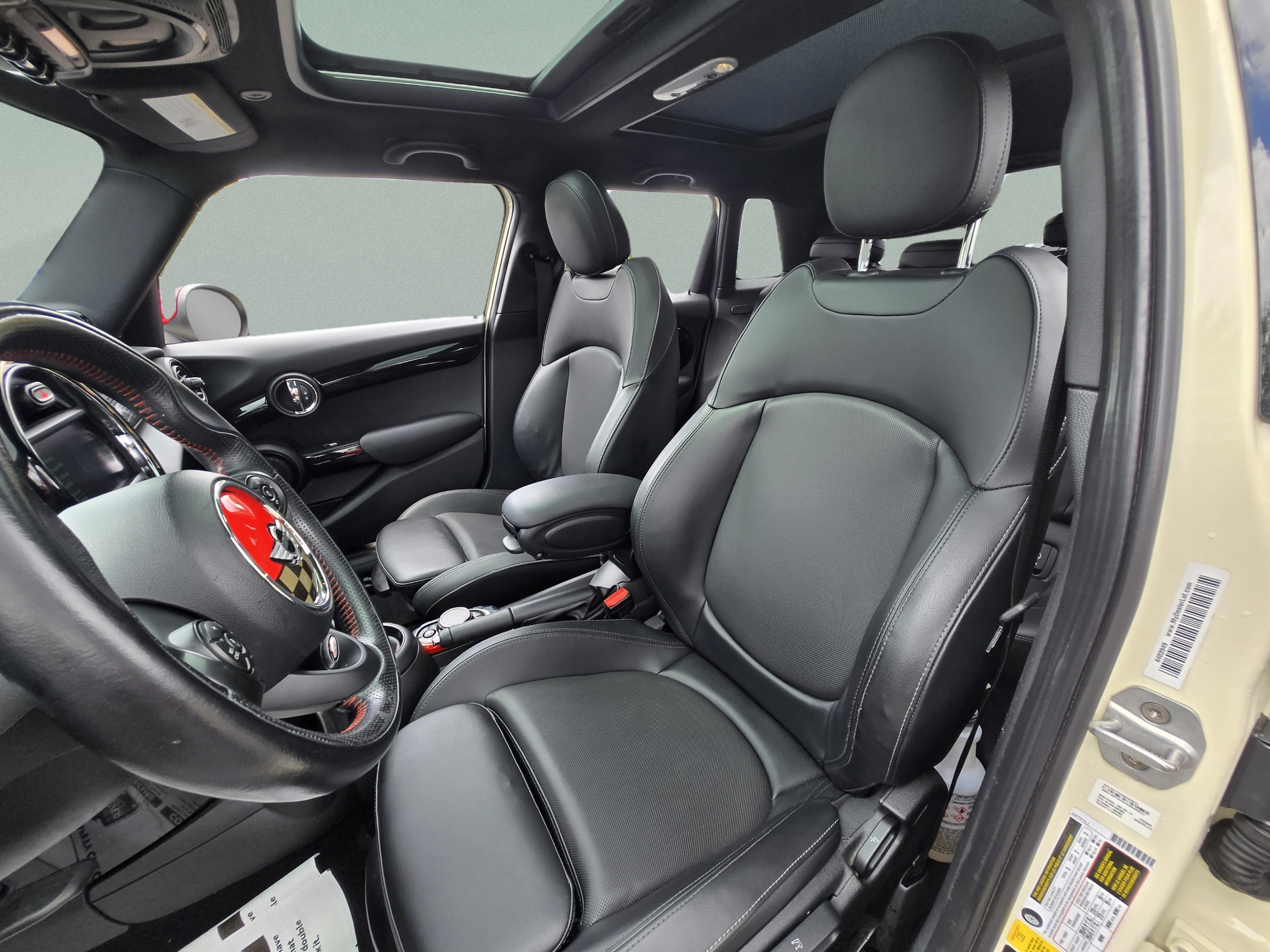 Used 2018 MINI Cooper S FWD image 17