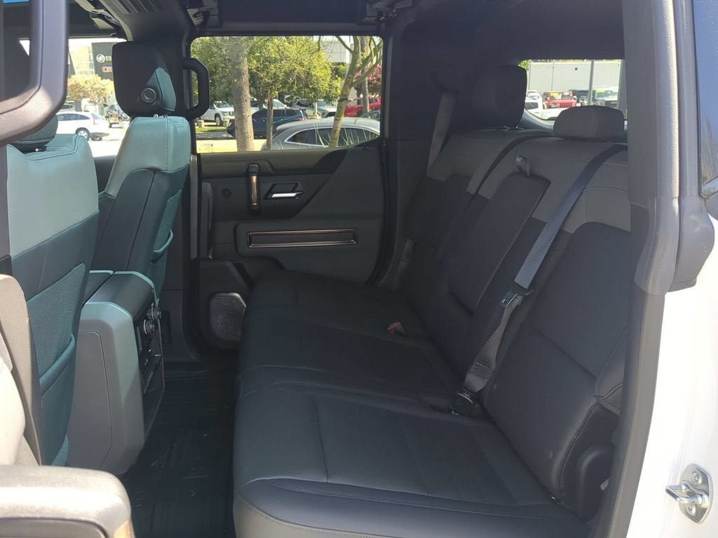 Used 2025 GMC Hummer EV 3X w/ Extreme Off-Road Package AWD/4WD image 30