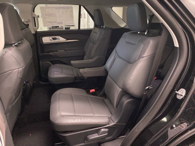 New 2026 Ford Explorer Active w/ Active Comfort Package AWD/4WD image 10