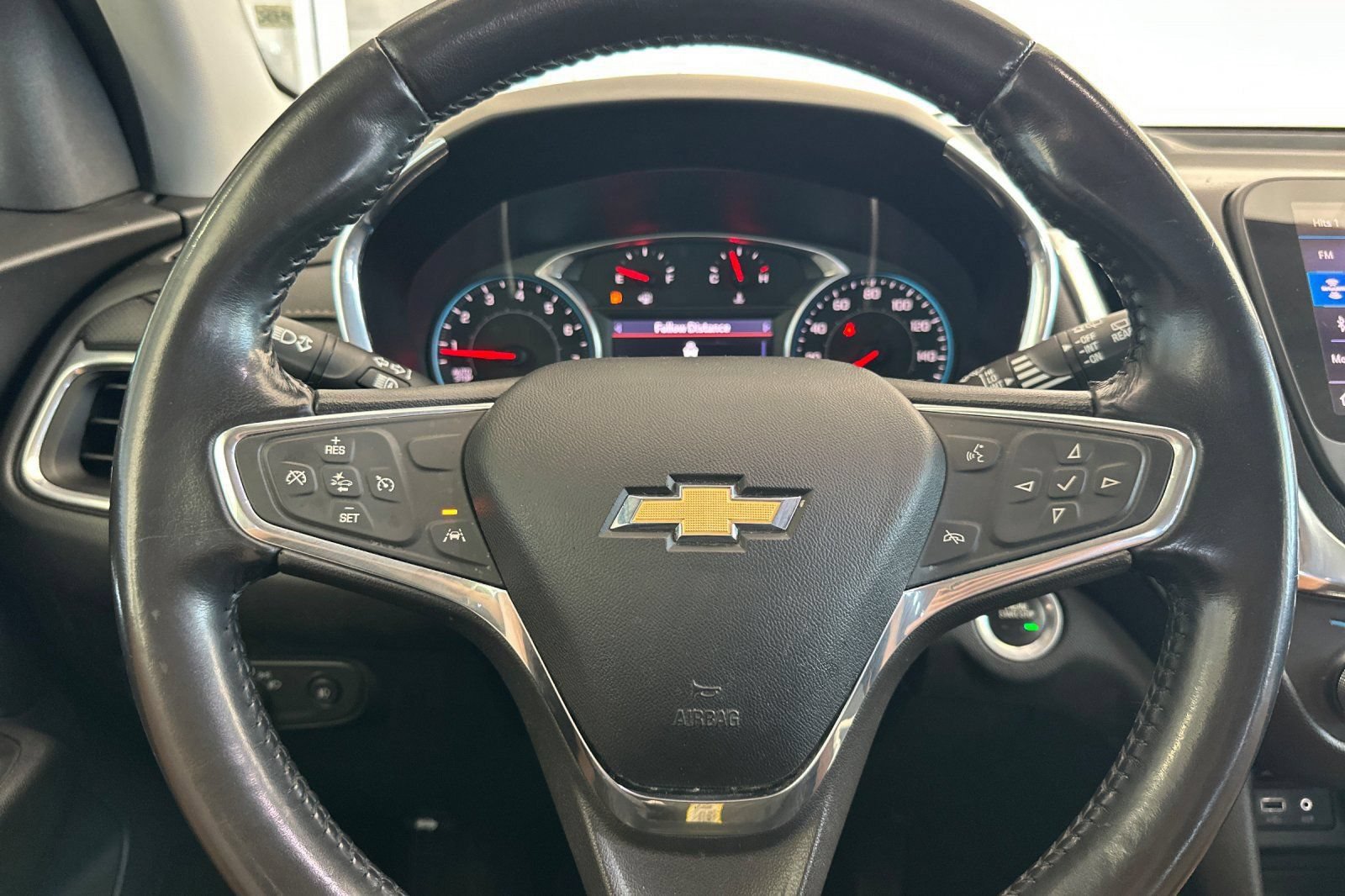 Used 2020 Chevrolet Equinox Premier w/ Premier Redline Edition FWD image 23