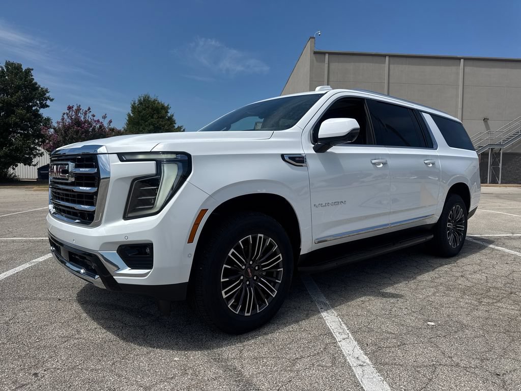 New 2026 GMC Yukon XL Elevation w/ Elevation Premium Package AWD/4WD image 2