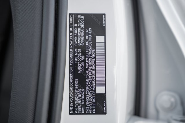 New 2026 Volvo XC60 B5 Plus w/ Protection Package Premier image 37