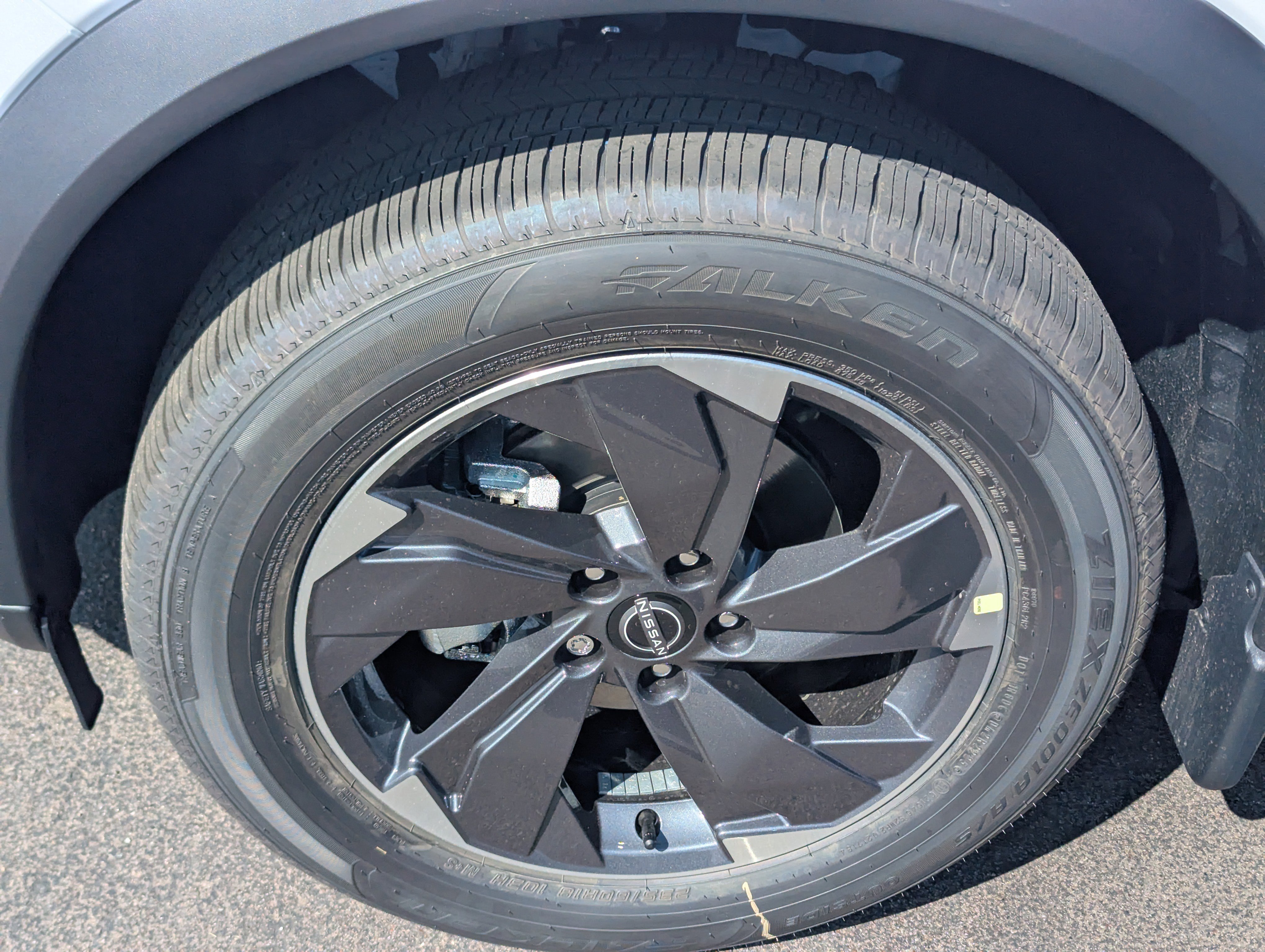 New 2026 Nissan Rogue SV image 7