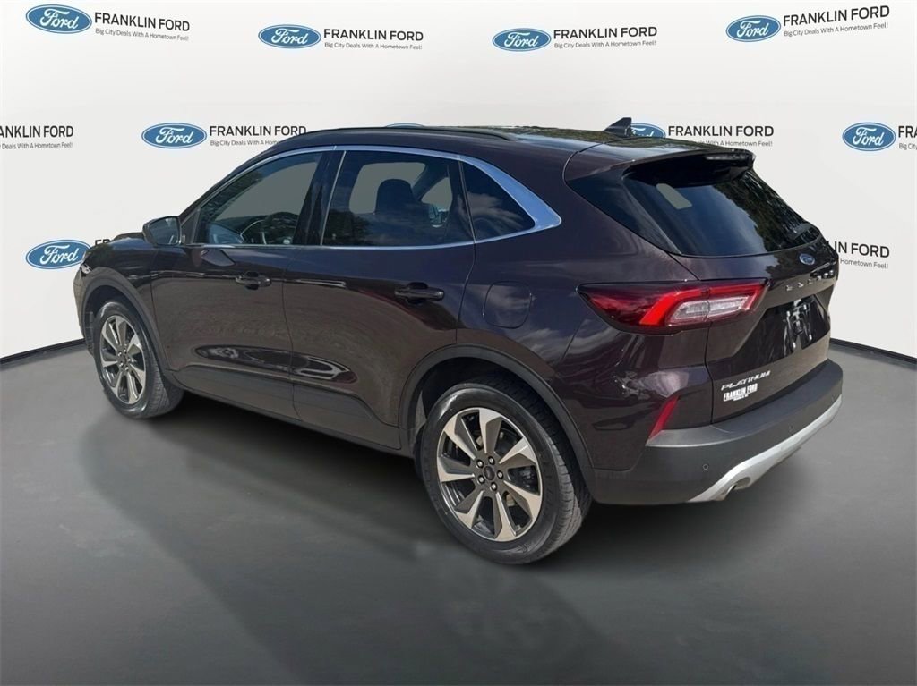 Used 2023 Ford Escape Platinum image 7