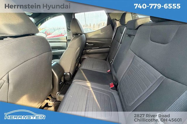 Certified 2025 Hyundai Santa Cruz SE image 19