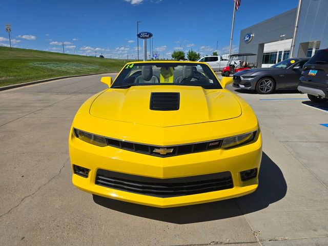 Used 2014 Chevrolet Camaro SS w/ RS Package RWD image 8