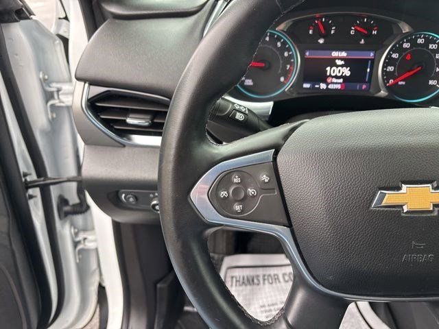 Used 2023 Chevrolet Traverse LT image 17