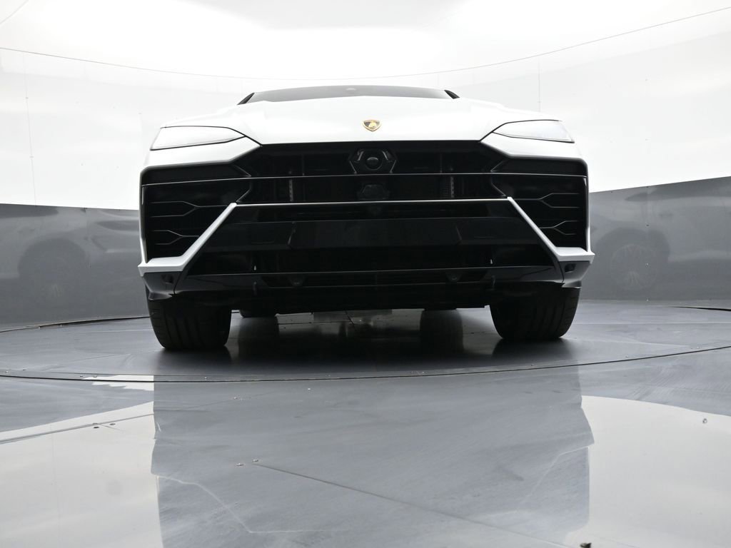 Used 2025 Lamborghini Urus SE AWD/4WD image 32