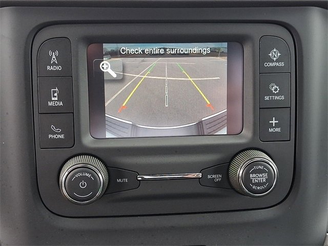 Used 2024 RAM 2500 Tradesman w/ Chrome Appearance Group image 17