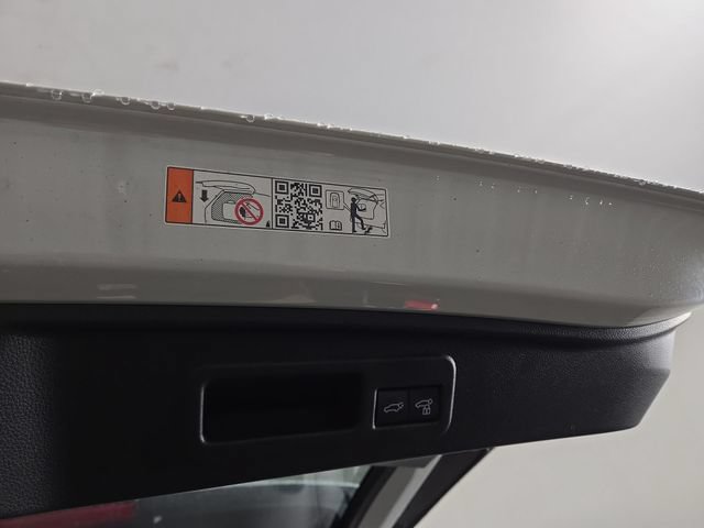 New 2026 Toyota 4Runner Limited AWD/4WD image 33