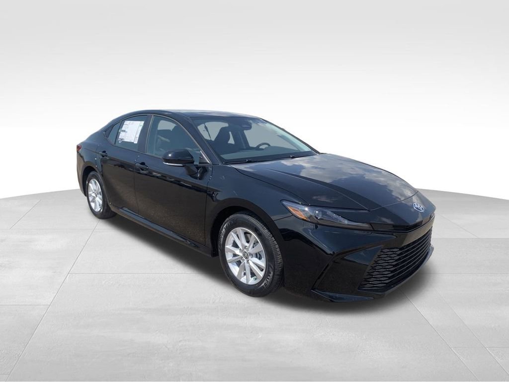 New 2025 Toyota Camry LE image 1