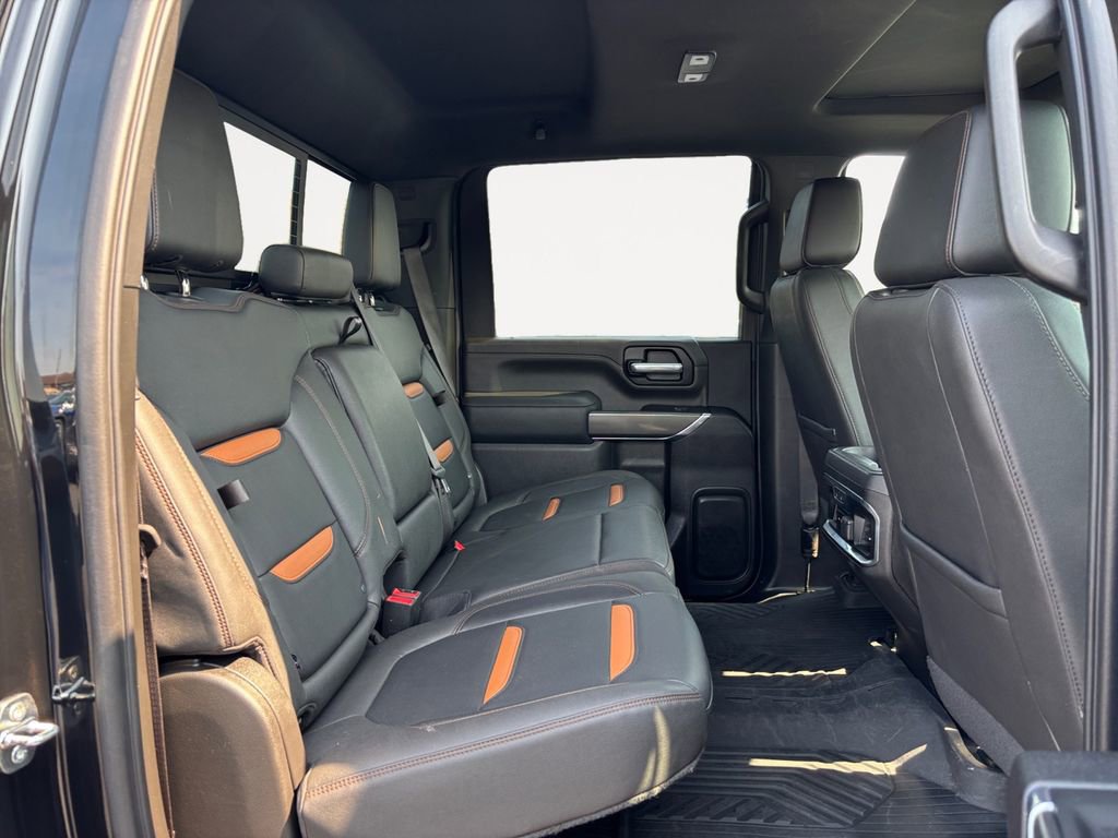 Used 2023 GMC Sierra 3500 AT4 w/ AT4 Premium Plus Package image 11