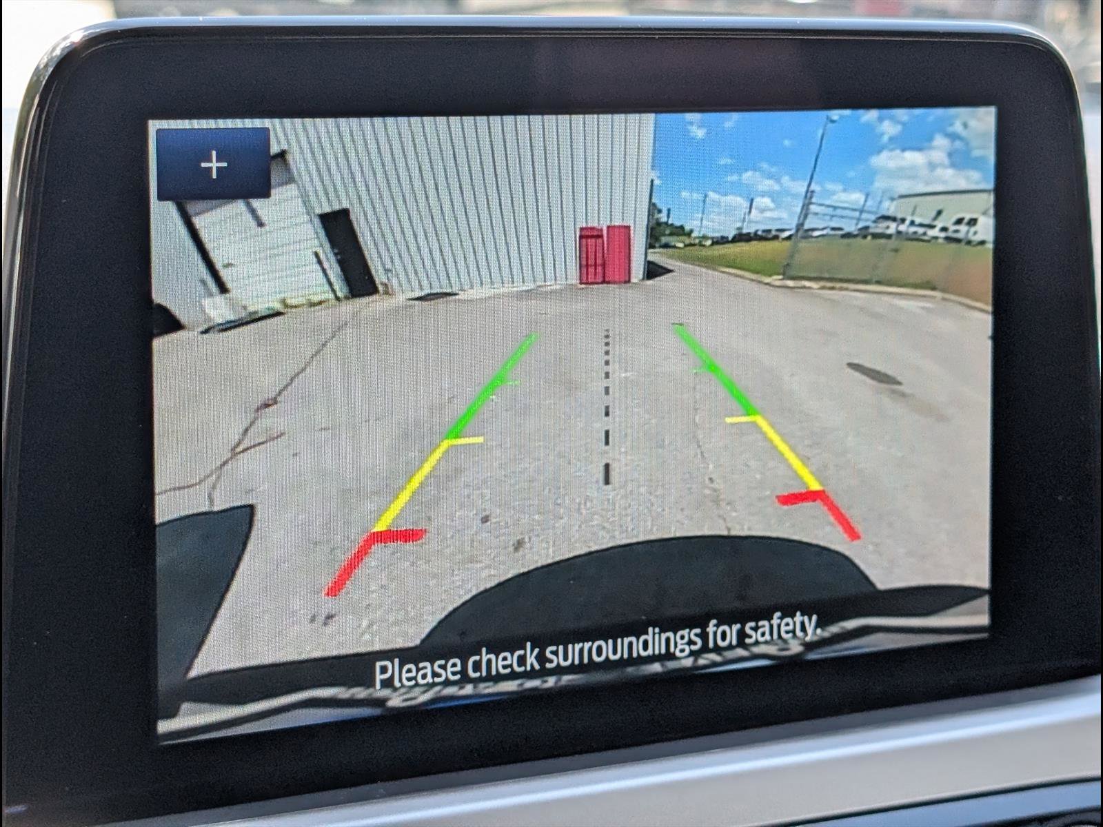 Used 2020 Ford Escape SE image 15