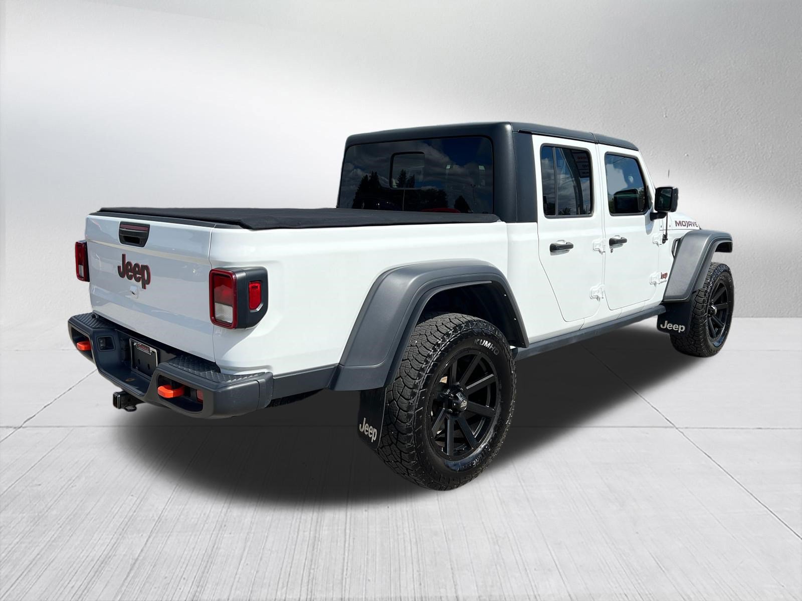 Used 2022 Jeep Gladiator Mojave AWD/4WD image 4